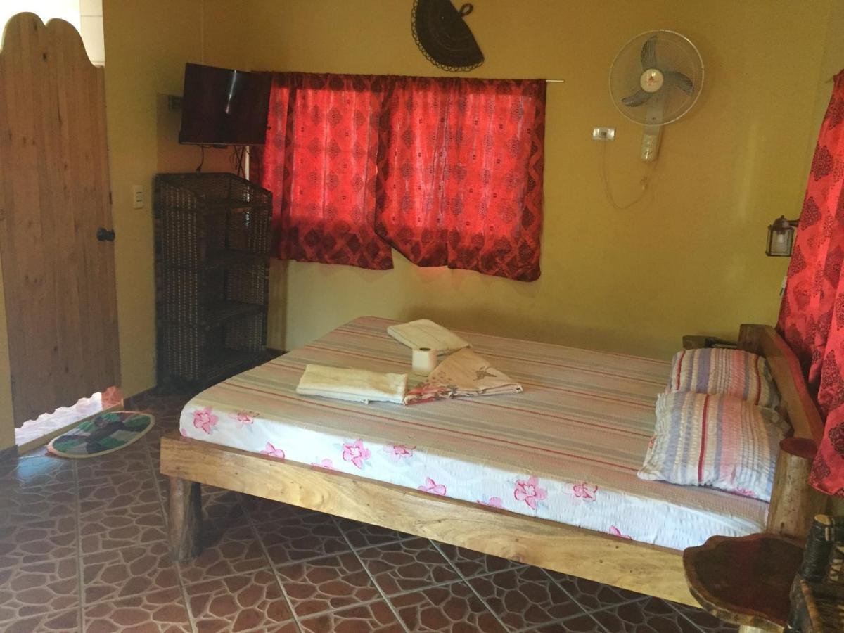 Buenaventura Beachresort Nauhang Exteriör bild